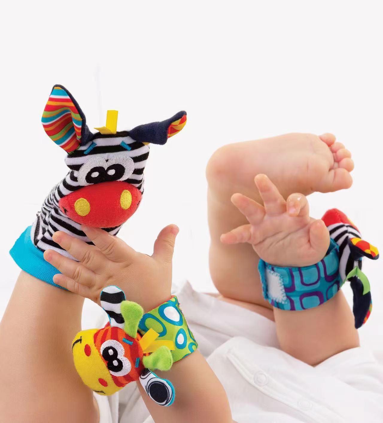 Discover our adorable Baby Socks with built-in Wrist Rattle Socks, designed to delight and engage your little one! These soft and comfortable socks double as Baby Sensory Toys, stimulating your baby’s senses with gentle sounds and textures. Perfect as Montessori Toys, they encourage exploration and learning through play. Whether you’re looking for the best baby toys or a unique 1st Birthday Gift, these Wrist Rattle Socks are a must-have. Ideal for gifting or everyday use, they combine fun, comfort, and deve